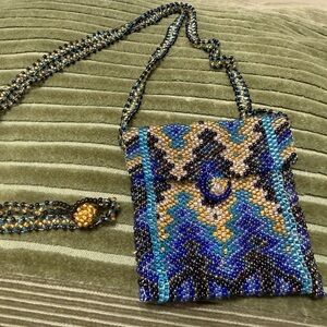 Glass-beaded NECKLACE in blues, black and gold. Great sparkle!